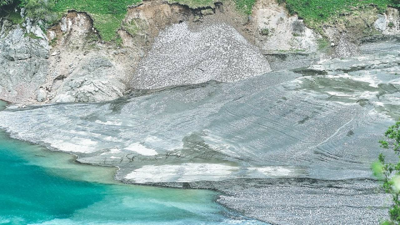 LAC AI KÖL
