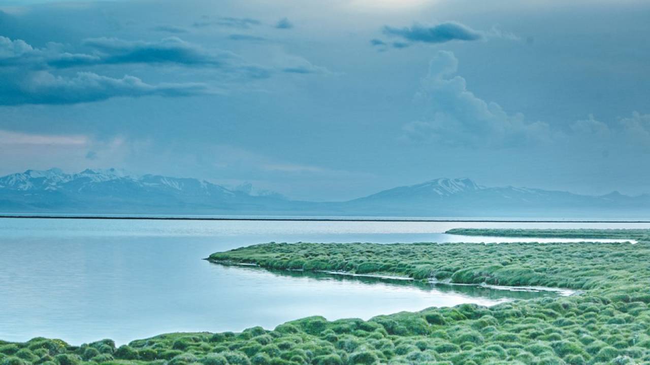 CHATYR-KUL LAKE